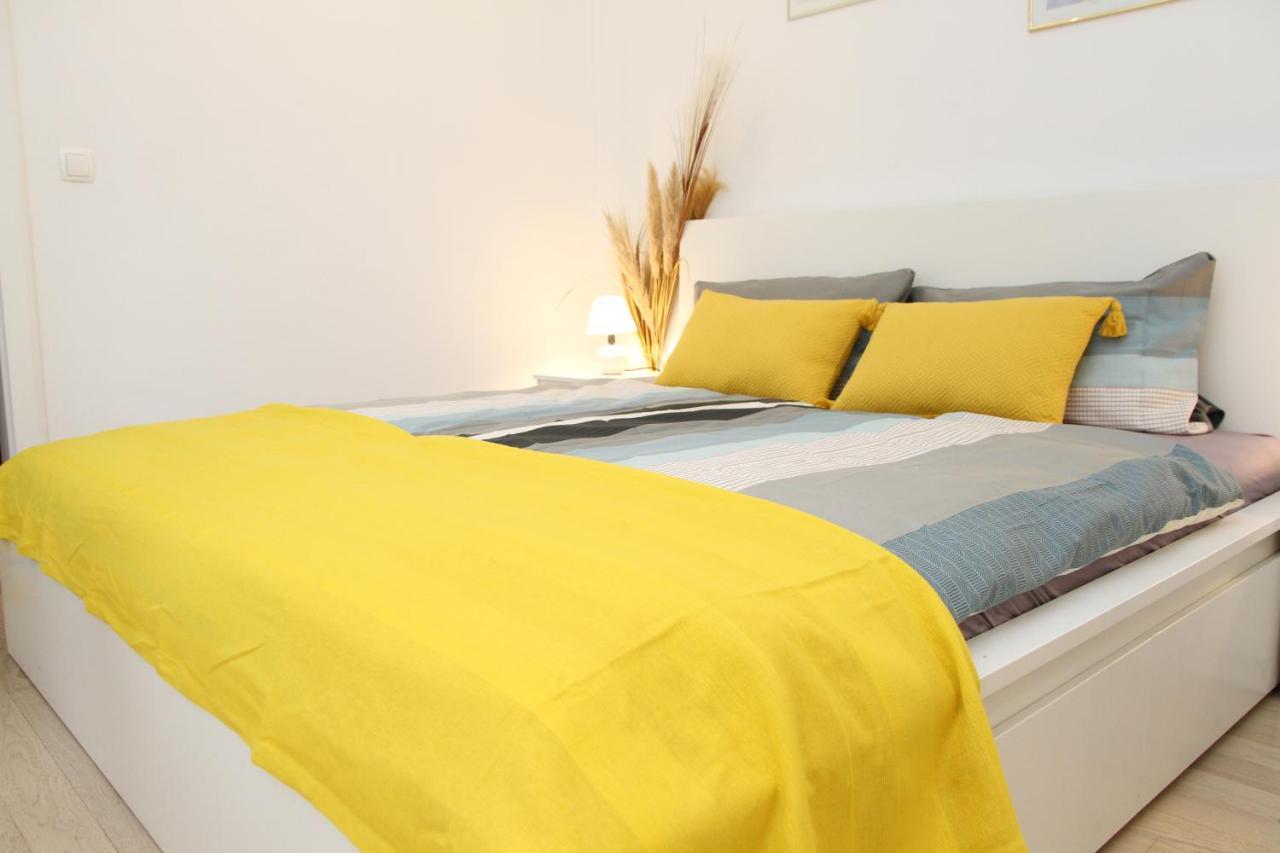 Apartment Biondic - Villa Sunce เซนญ์ ภายนอก รูปภาพ